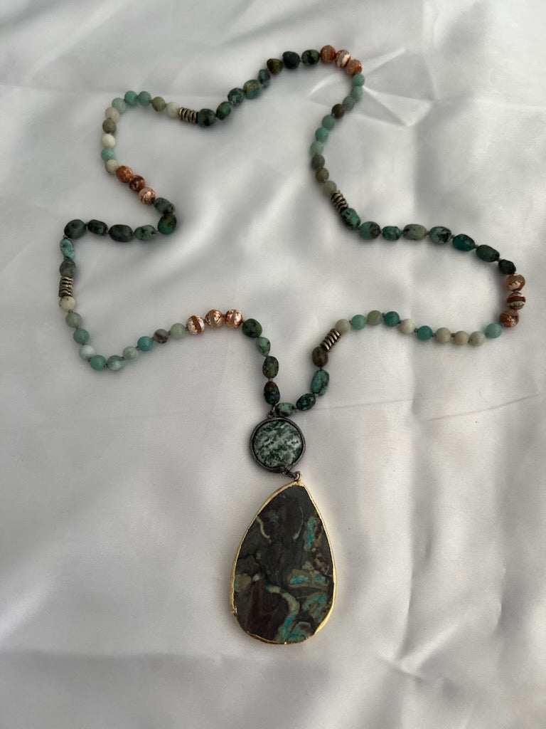 Collier chrysocolle